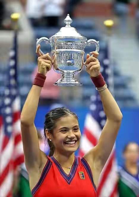 随着全球经 随着全球经